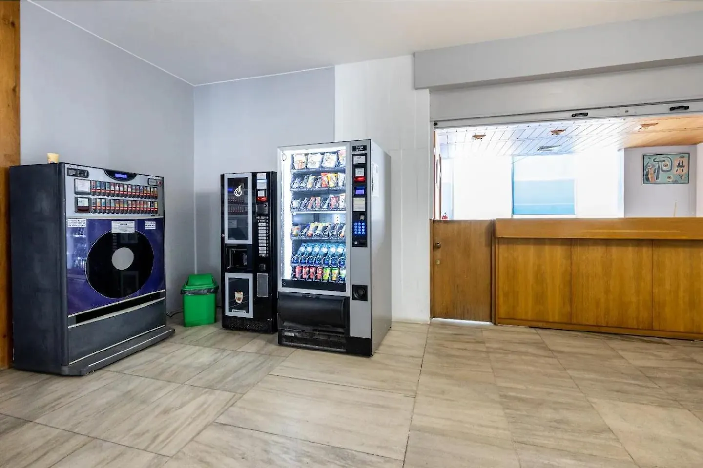 Luxury 2 Min Beach With Balcony, Ocean View, Wifi, Ac, Smarttv