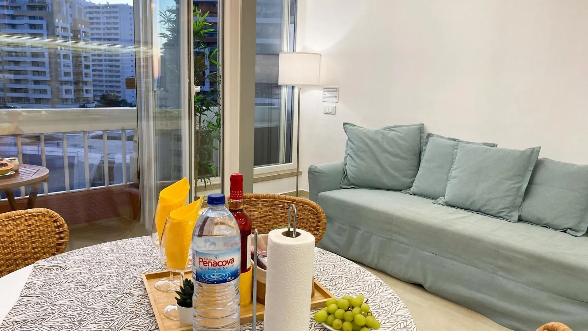 Apartment Luxury 2 Min Beach With Balcony, Ocean View, Wifi, Ac, Smarttv Portugal