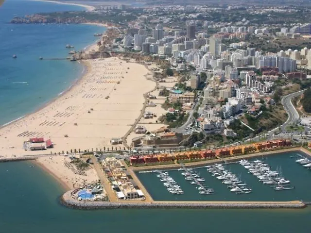 Luxury 2 Min Beach With Balcony, Ocean View, Wifi, Ac, Smarttv 0*, Portimao Portugal