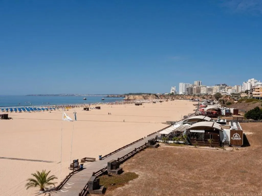 Luxury 2 Min Beach With Balcony, Ocean View, Wifi, Ac, Smarttv